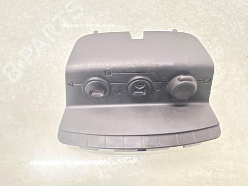 Used Electronic module PEUGEOT 208 I (CA_, CC_) 1.2 VTI 82 (82 hp) 31289341