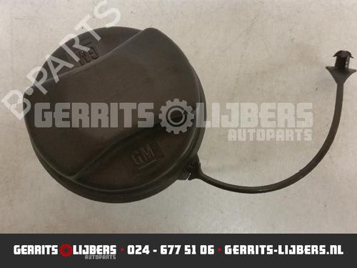Used Fuel cap OPEL CORSA D (S07) 1.2 (L08, L68) (80 hp) 13157088
