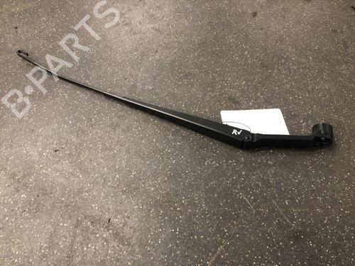 Used Front windshield wiper arm MITSUBISHI MIRAGE / SPACE STAR VI Hatchback (A0_A) 1.2 (71 hp) 13163754