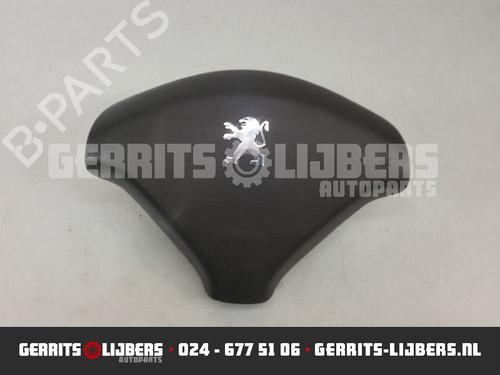 Used Driver airbag Driver airbag 12248230 12248230