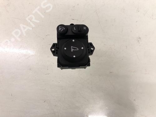 Used Mirror switch HONDA JAZZ V (GR_, GS_) 1.5 eHEV (GR3, GR6) (109 hp) 15629895