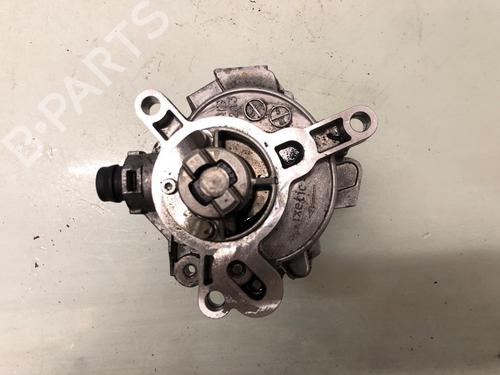 Pompa a vuoto VOLVO V40 Hatchback (525) D2 (120 hp) 29699881