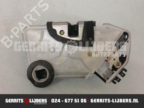 Zamek drzwi przednich prawych PEUGEOT 206 Hatchback (2A/C) 1.1 i | BP13156440C97 
