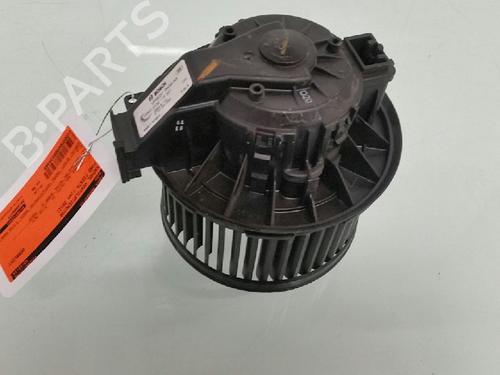 Used Heater blower motor FORD FIESTA VI (CB1, CCN) 1.6 TDCi (95 hp) 12472702