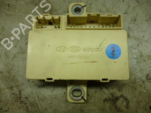 Used Electronic module KIA SPORTAGE II (JE_, KM_) 2.0 CRDi (136 hp) 12245874