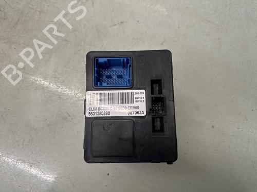 Used Electronic module OPEL CORSA F (P2JO) 1.2 (68) (75 hp) 32855915