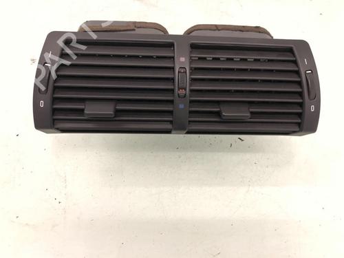 Used Air vent BMW X5 (E53) 4.6 is (347 hp) 13165366