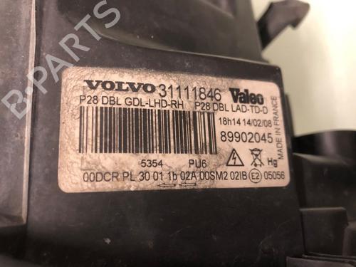 Right headlight VOLVO XC90 I (275) D5 AWD | BP28717709C29 
