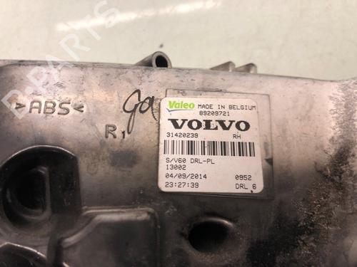 Right daytime light VOLVO V60 I (155) 1.6 DRIVe | BP23901073C103 - Image 3
