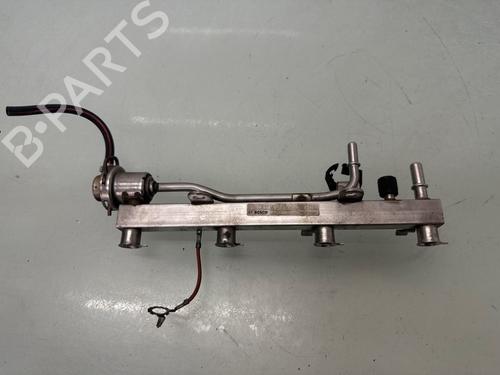 Used Injection rail Injection rail OPEL MERIVA B MPV (S10) 1.4 (75) (120 hp) 33630992 33630992