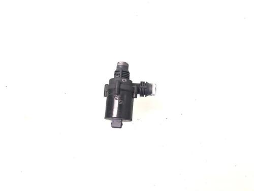 auxiliary-water-pump-bmw-5-e60-2001-2002-2003-2004-2005-2006-2007-2008-2009-2010-25704608 main image