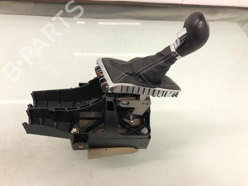 Used Shift knob OPEL ASTRA J (P10) 1.4 Turbo (68) (140 hp) 15631523
