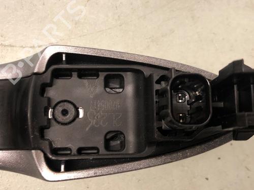 Front left exterior door handle TOYOTA YARIS (_P21_, _PA1_, _PH1_) 1.5 Hybrid (MXPH10, MXPH11) | BP20213760C128 