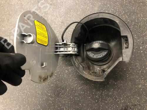 Fuel flap OPEL COMBO Box Body/MPV (X12) 1.3 CDTI (B05) | BP12484302C131 