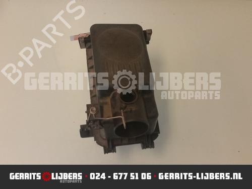 Used Air filter box TOYOTA COROLLA Verso (_E12_) 1.6 VVT-i (ZZE121_, ZZE121R) (110 hp) 12249627