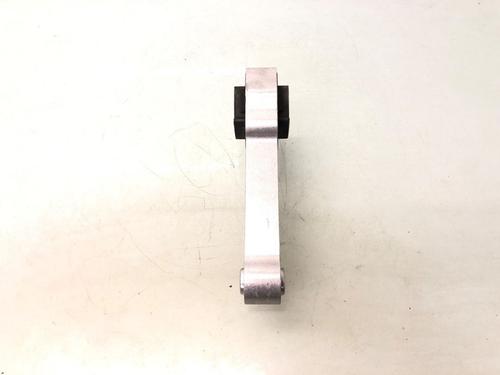 Used Engine mount Engine mount VOLVO V70 III (135) D5 (185 hp) 26663916 26663916