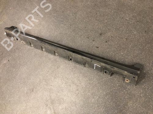 Venstre sidekjole Venstre sidekjole DAIHATSU SIRION (M3_) 1.3 (M301) (87 hp) 16329019 16329019