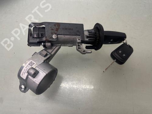 Used Ignition barrel Ignition barrel OPEL MERIVA B MPV (S10) 1.4 (75) (120 hp) 33630931 33630931