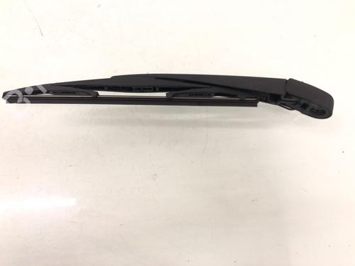 Used Rear windshield wiper arm Rear windshield wiper arm 15629888 15629888