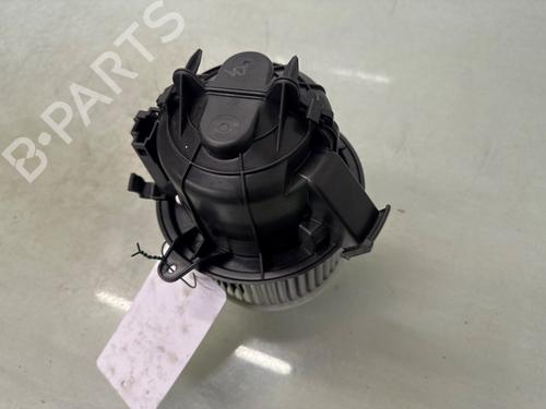 Used Heater blower motor Heater blower motor OPEL CORSA F (P2JO) 1.2 (68) (75 hp) 32330793 32330793