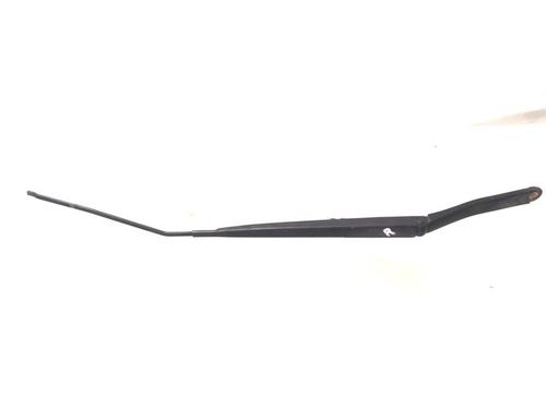 front-windshield-wiper-arm-renault-clio-iv-bh_-2012-2013-2014-2015-2016-2017-2018-2019-2020-2021-25704655 main image