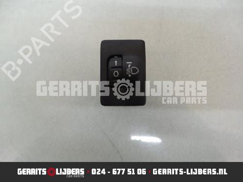 Used Switch PEUGEOT 206 Hatchback (2A/C) 1.1 i (60 hp) 12247503