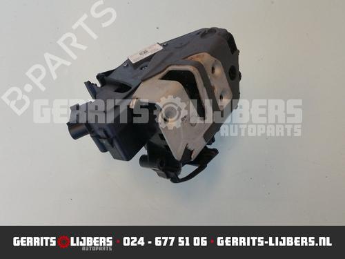 Used Front right lock FORD FOCUS II (DA_, HCP, DP) 1.6 TDCi (109 hp) 13157639