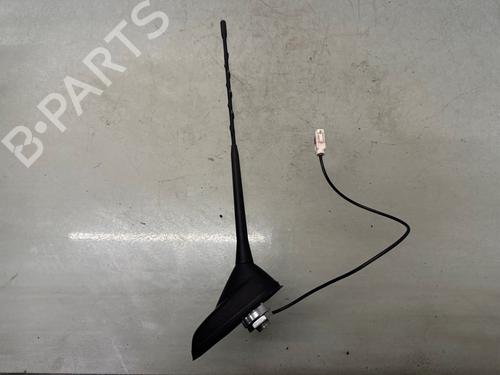 Used Antenna/Base Antenna/Base OPEL CORSA F (P2JO) 1.2 (68) (75 hp) 32330764 32330764