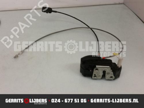 Used Front left lock NISSAN NOTE (E11, NE11) 1.5 dCi (86 hp) 13155778