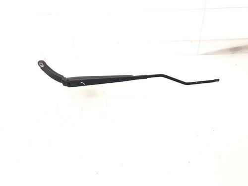 front-windshield-wiper-arm-renault-clio-iv-bh_-2012-2013-2014-2015-2016-2017-2018-2019-2020-2021-25704654 main image