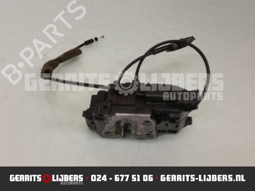 Used Rear right lock RENAULT CLIO III (BR0/1, CR0/1) 1.5 dCi (C/BR0G, C/BR1G) (68 hp) 13155818