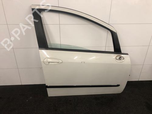 right-front-door-fiat-grande-punto-199_-13-d-multijet-00000-2005-15647355 main image