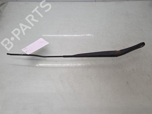 Brazo limpia delantero Brazo limpia delantero RENAULT CLIO II (BB_, CB_) 1.2 (BB0A, BB0F, BB10, BB1K, BB28, BB2D, BB2H, CB0A,... (58 hp) 36094517 36094517