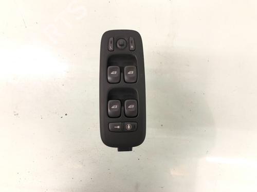 Used Switch VOLVO S60 I (384) 2.4 (140 hp) 12488490