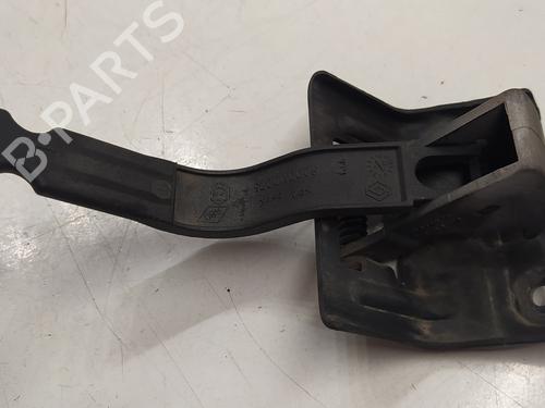 Used Hood lock RENAULT MEGANE II (BM0/1_, CM0/1_) 1.4 16V (BM0B, CM0B) (98 hp) 23570617