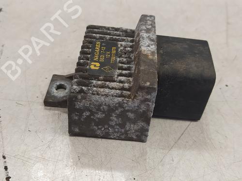 Used Electronic module RENAULT SCÉNIC I MPV (JA0/1_, FA0_) 1.9 dCi (JA05, JA1F) (102 hp) 29387608