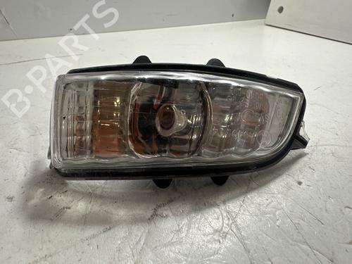 Used Left side indicator VOLVO V50 (545) 2.0 D (136 hp) 32198416