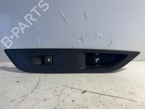 Used Right front window switch Right front window switch PEUGEOT 208 II (UB_, UP_, UW_, UJ_) 1.2 PureTech 75 (75 hp) 38712446 38712446
