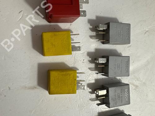 Module électronique OPEL MERIVA A MPV (X03) 1.7 DTI (E75) (75 hp) 31818405