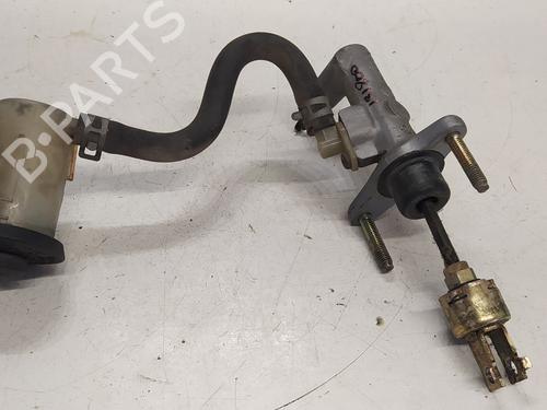 Used Clutch slave cylinder TOYOTA AVENSIS (_T22_) 2.0 D-4D (CDT220_, CDT220R) (110 hp) 24511592