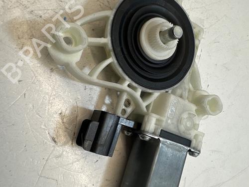 Used Right front window motor Right front window motor FORD FOCUS III Turnier [2010-2020] 33282701 33282701