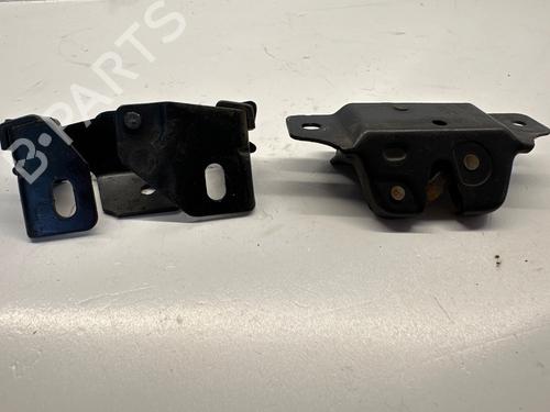 tailgate-lock-citroen-saxo-s0-s1-1996-1997-1998-1999-2000-2001-2002-2003-2004-34143287 main image