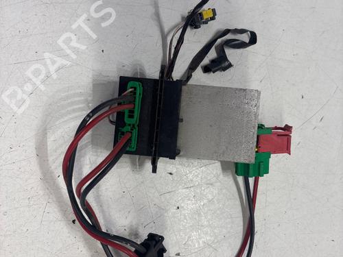 Varmeblæsermodstand PEUGEOT 406 (8B) 2.0 16V (136 hp) 27619521