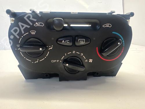 Used Climate control Climate control PEUGEOT 206 Hatchback (2A/C) 1.6 16V (109 hp) 34718212 34718212