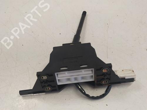 Gear lever MITSUBISHI PAJERO III (V7_W, V6_W) 3.2 Di-D (V68W) | BP21361787M90 