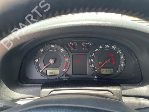 instrument-cluster-skoda-superb-i-3u4-2001-2002-2003-2004-2005-2006-2007-2008-27392127 main image