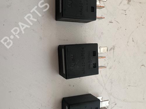 Electronic module FORD MONDEO III Saloon (B4Y) 2.0 16V TDDi / TDCi | BP30559320M83