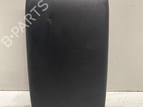 Used Armrest / Center console MAZDA 3 (BL) 2.2 MZR CD (BL10) (150 hp) 29547044