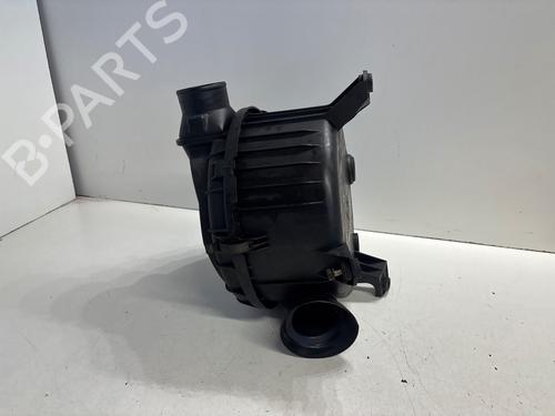 Used Air filter box TOYOTA LAND CRUISER 90 (_J9_) 3.0 TD (KZJ90_, KZJ95_, KZJ90R, KZJ95R, KZJ90W, KZJ95W) (125 hp) 28670330