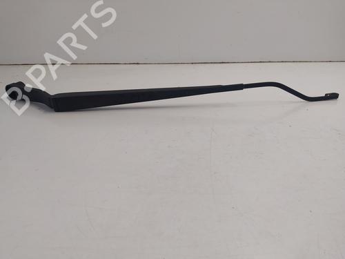 Front windshield wiper arm KIA SORENTO I (JC) 2.5 CRDi | BP23569981C143 